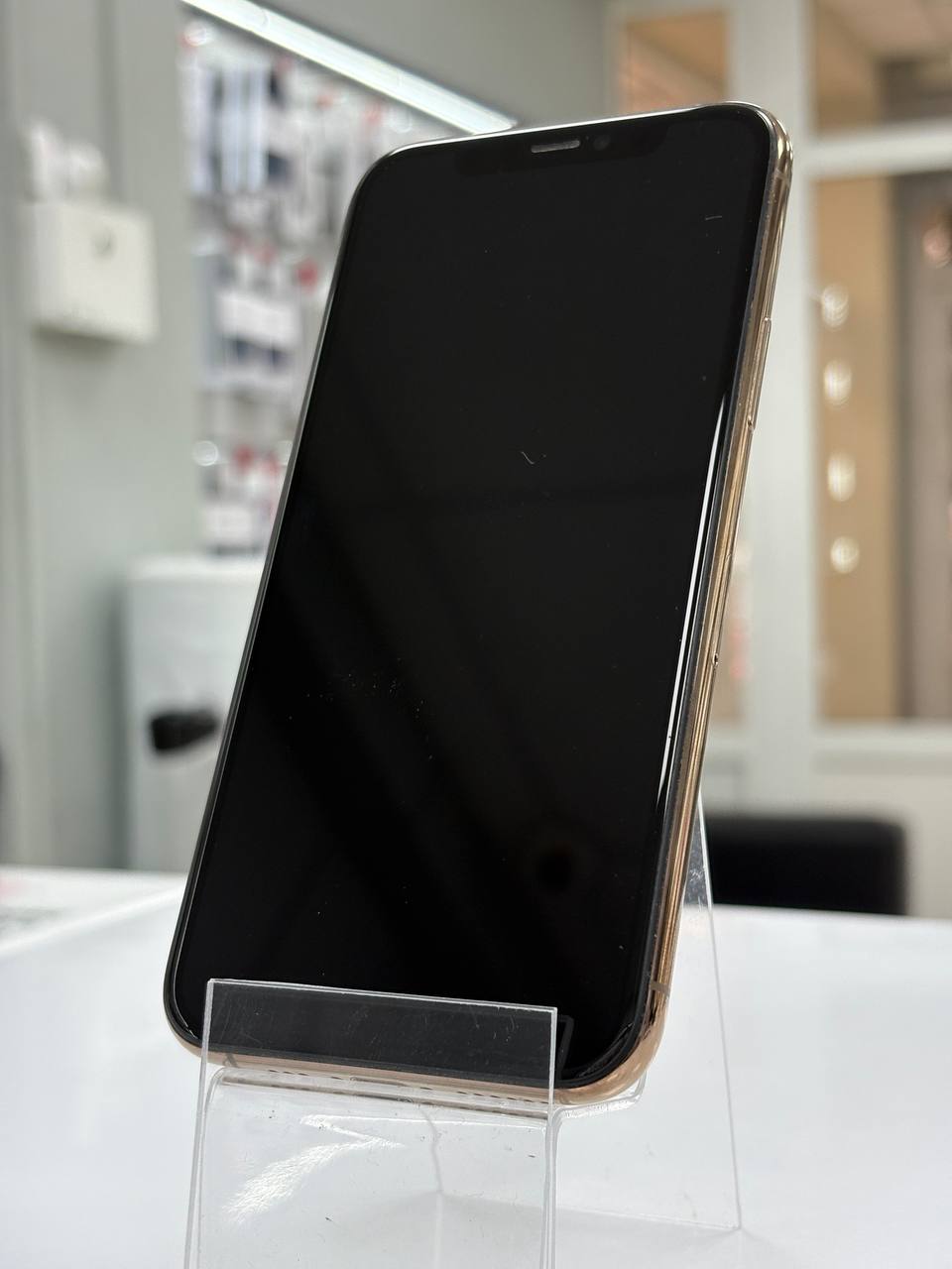 iPhone 11 Pro 256Гб Золотой (70%) - Б/У . . .