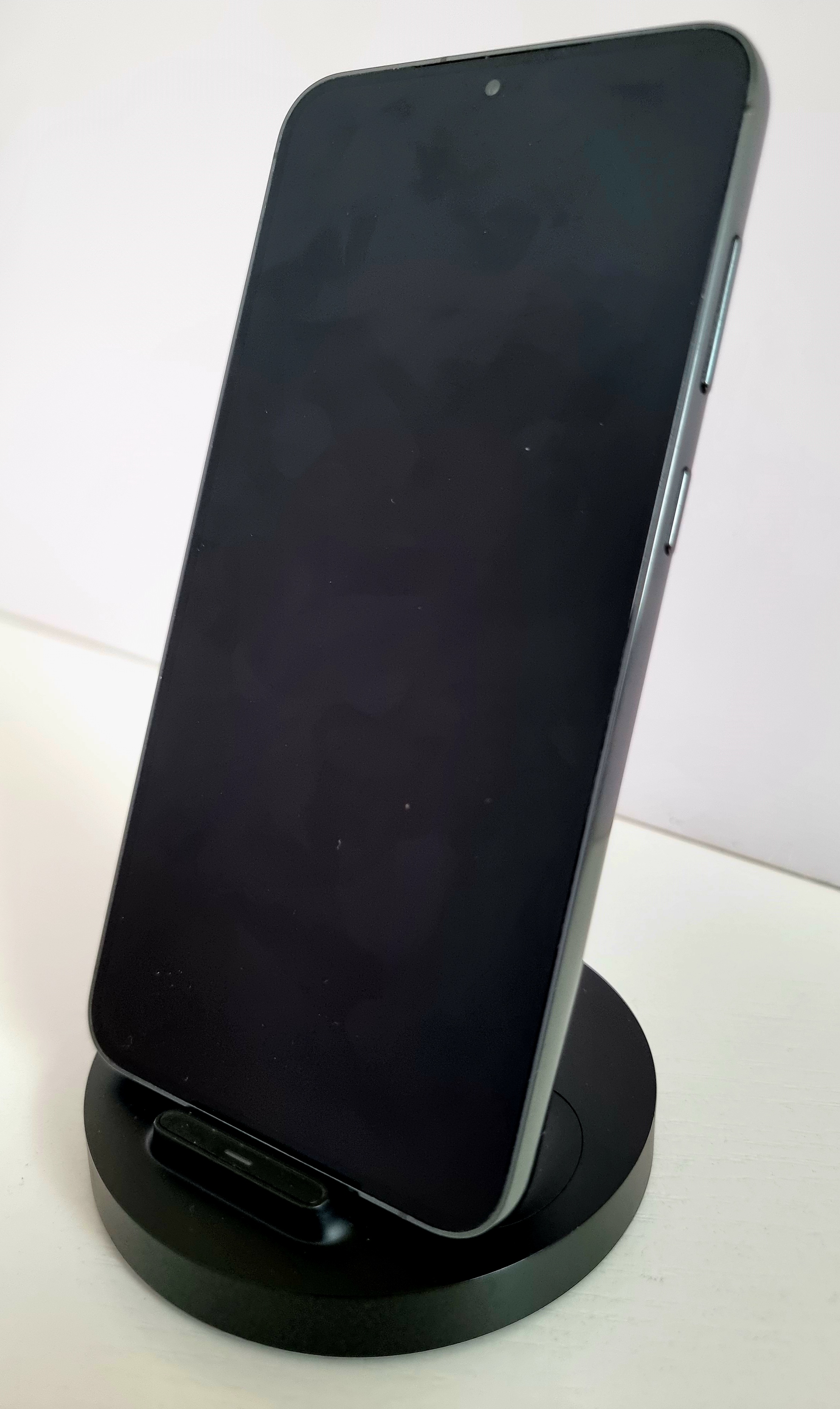 Samsung Galaxy S22+ 8/128Гб, Переодически выгорает экран, Зеленый - БУ