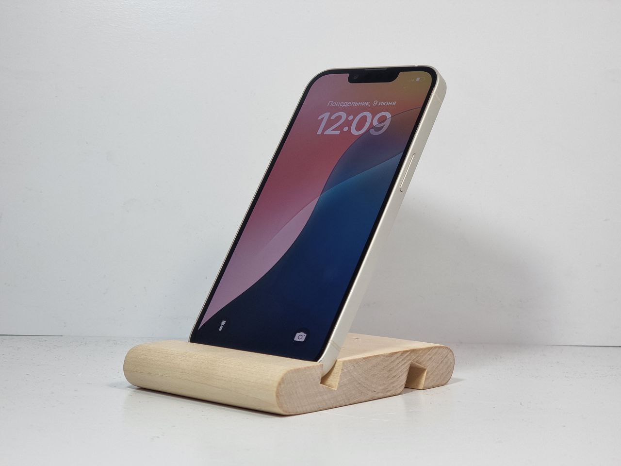 iPhone 14 128Гб, (1 sim + eSIM / 82% / без коробки), Сияющая звезда - БУ . . +