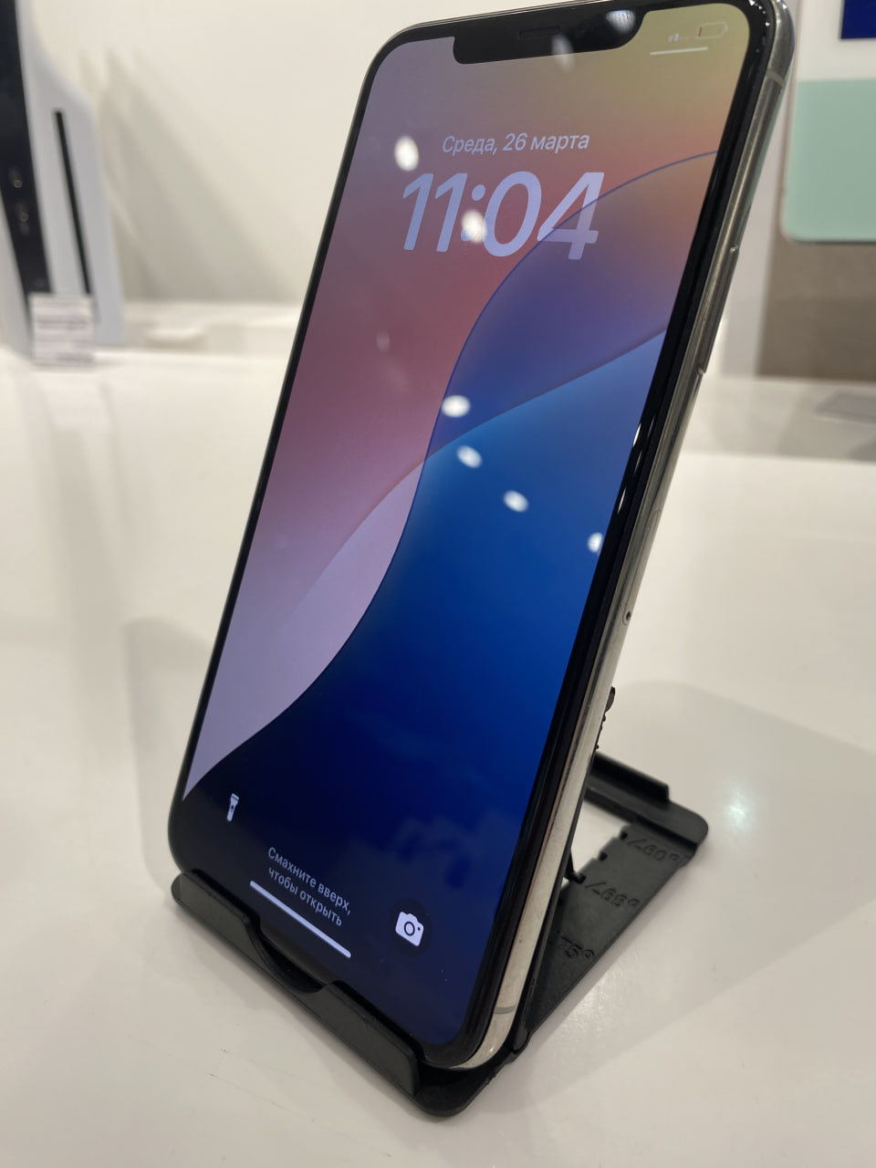 iPhone 11 Pro Max 256Гб Серебристый (75% / Без коробки) - Б/У . . +