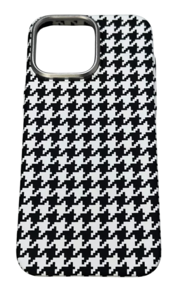 Чехол LUXO CanLife Карбон MagSafe для iPhone 15 Pro