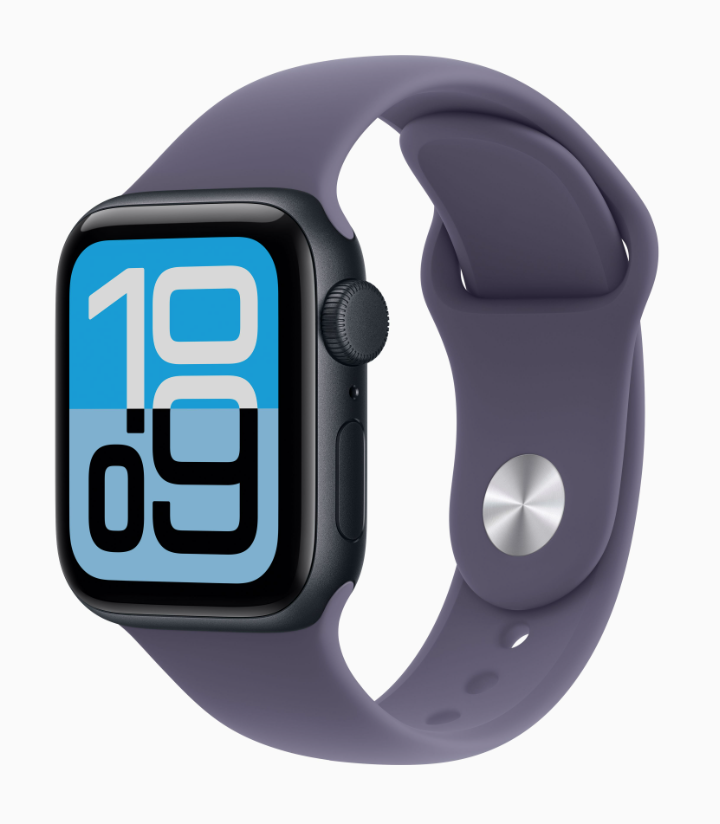 Apple Watch SE 3 (2025), 40 мм, корпус из алюминия цвета «Полуночный черный», спортивный ремешок фиолетового цвета S/M