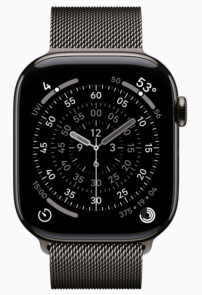 Apple Watch Series 11, 46 мм, корпус из черного титана, ремешок Milanese черного цвета