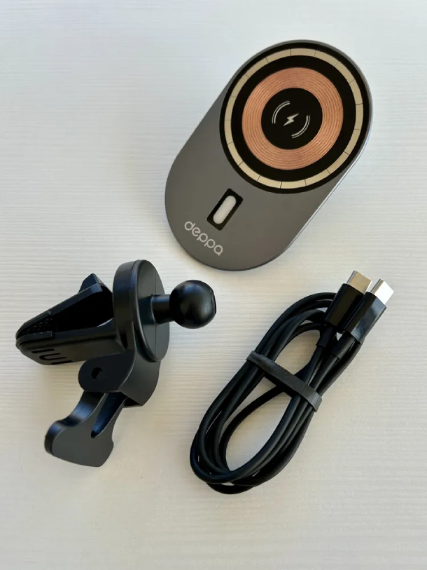 Автомобильный держатель MagSafe Crystal Slim QI, Серый