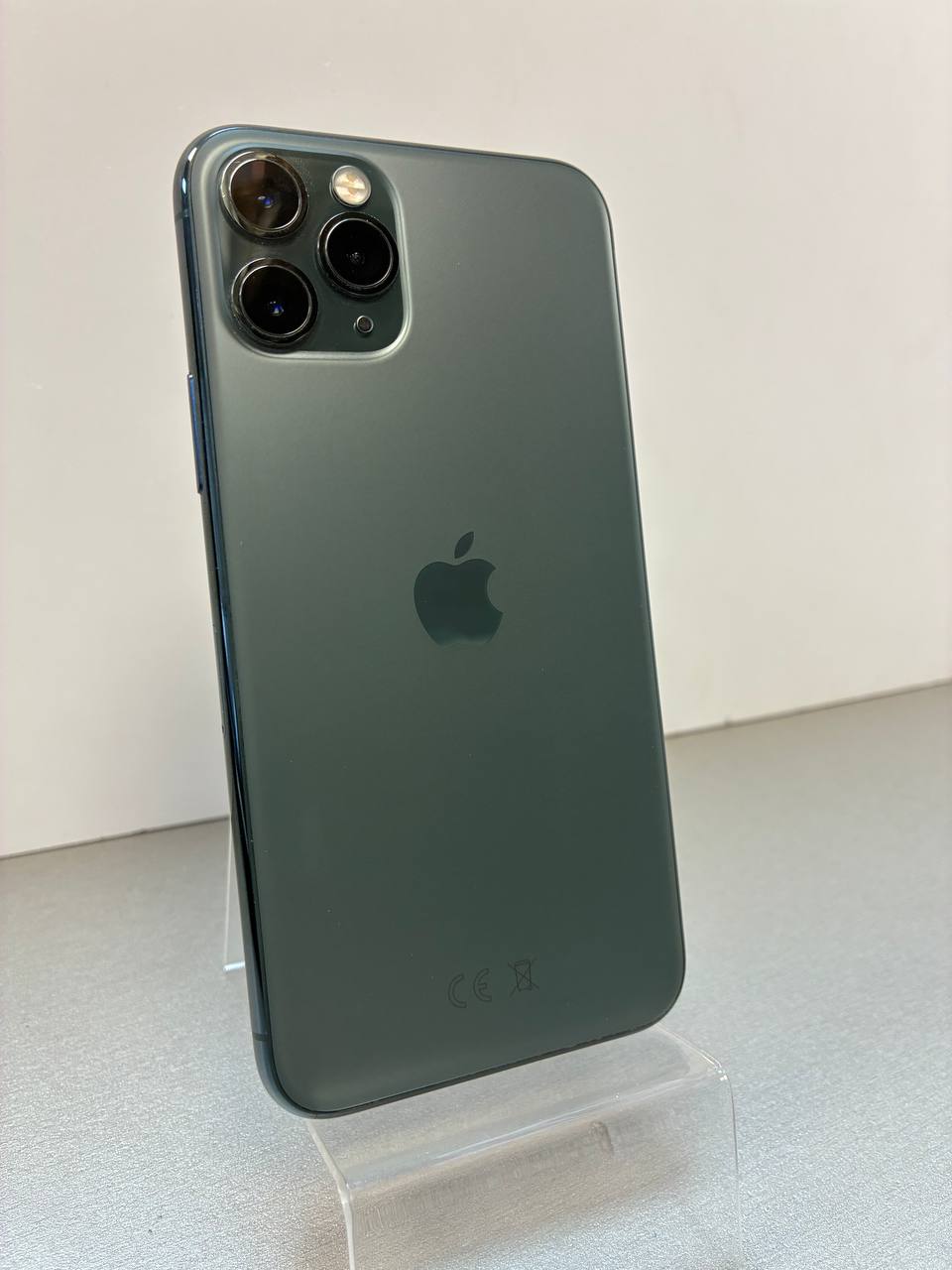 iPhone 11 Pro 64Гб Зеленый (68% / Пятно на Матрице) RU - Б/У . . + +