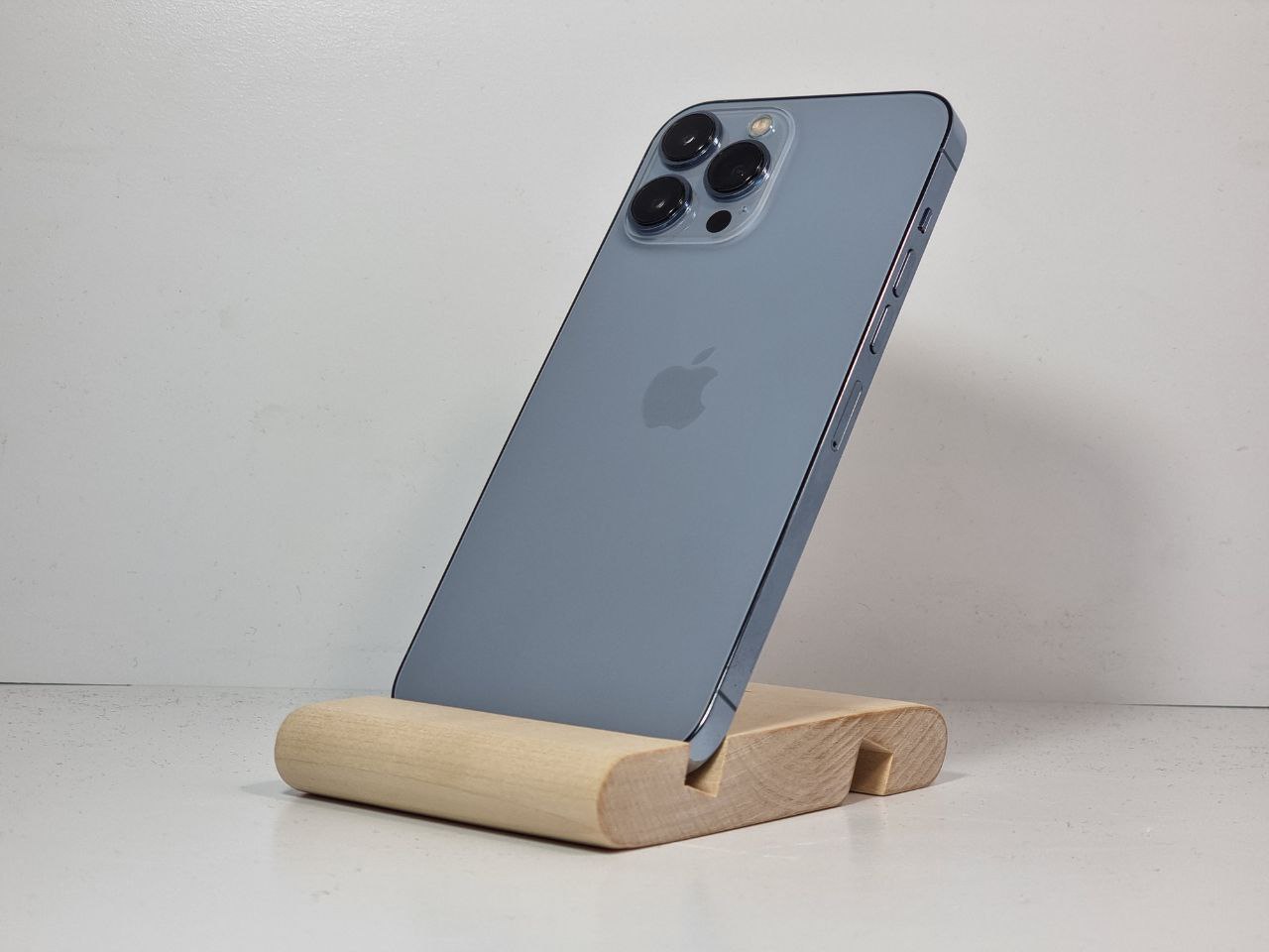 iPhone 13 Pro Max 256Гб, (83% / Без коробки), Небесно-голубой - БУ . . +