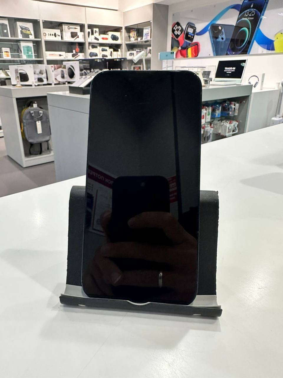 iPhone 14 128Гб, (1 sim + eSIM / 86% / Без коробки), Черный - БУ . . +