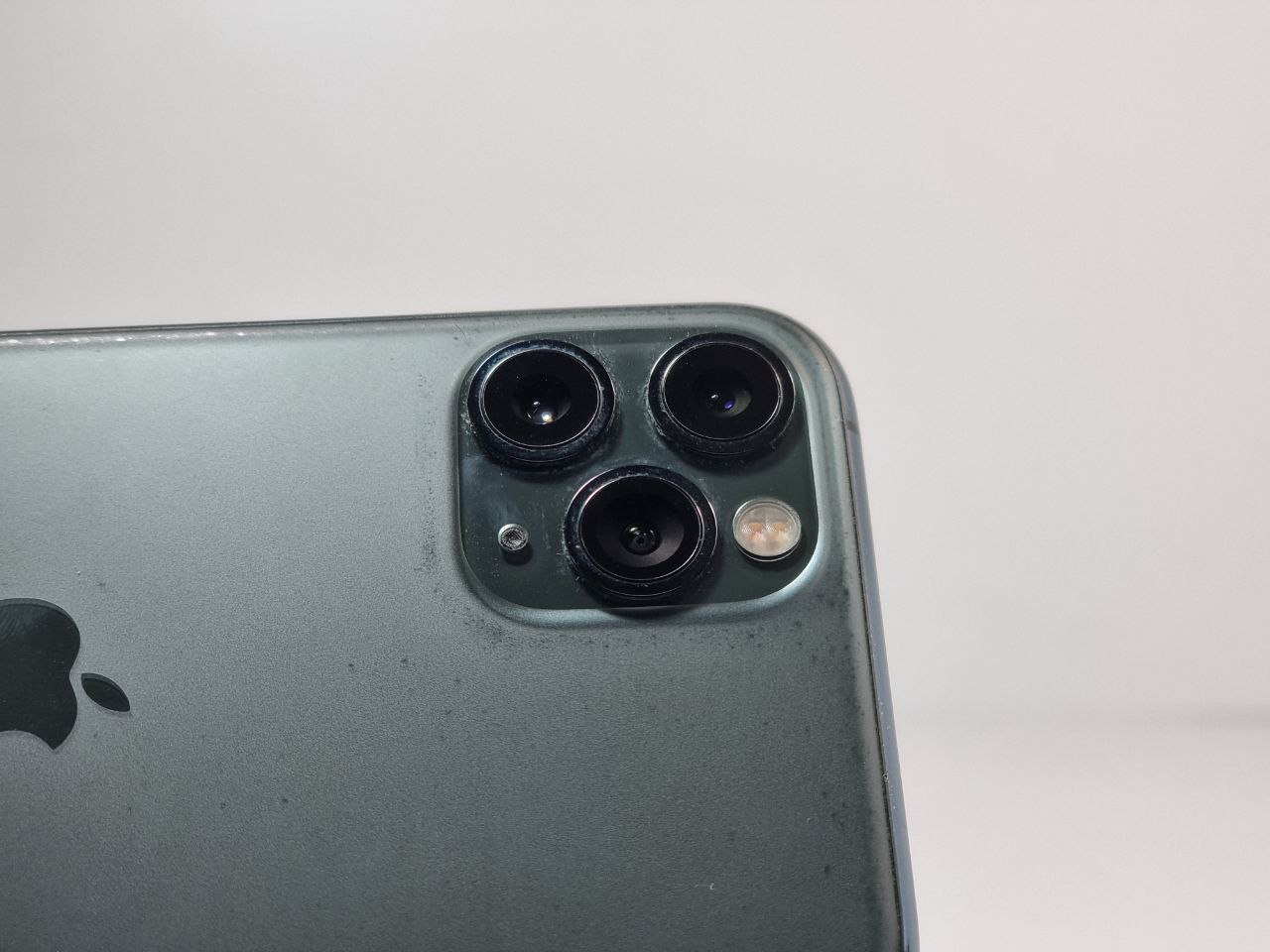 iPhone 11 Pro 512Гб Зеленый (73% / Без коробки) - Б/У . .