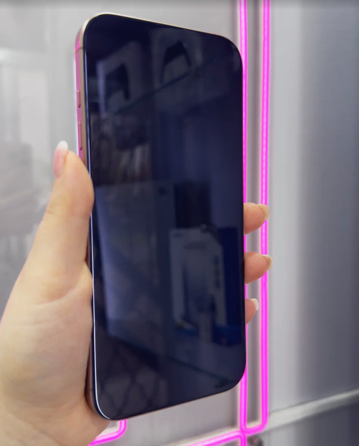 iPhone 16 Pro Max 512Гб, 1 sim + eSIM / 97%, Пустынный титан - Б/У . . .