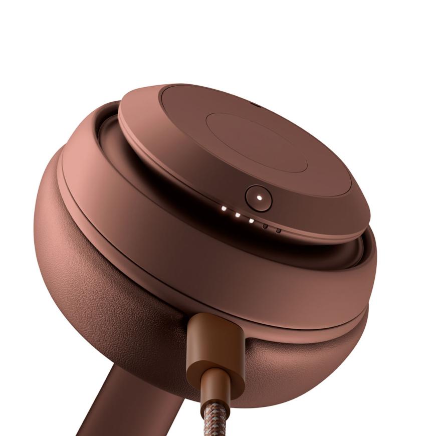 Beats Studio Pro Special Edition – Kim Kardashian, Цвета «Земля» Beats Studio Pro Special Edition – Kim Kardashian, Цвета «Земля»