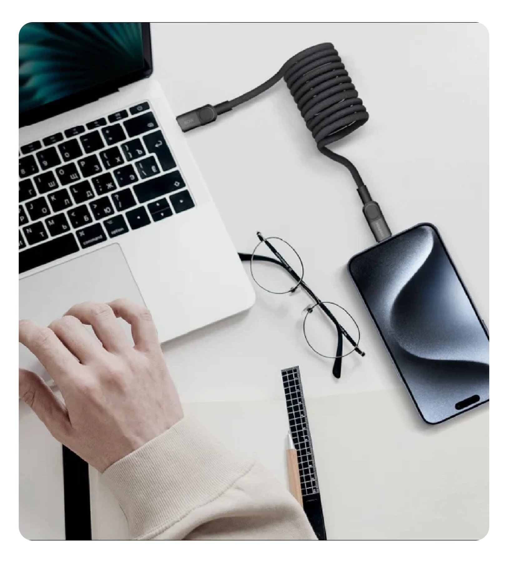 Momax DC60D Mag. Link 60W USB-C – USB-C, Черный