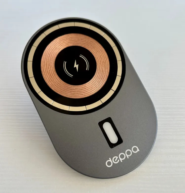 Автомобильный держатель MagSafe Crystal Slim QI, Серый