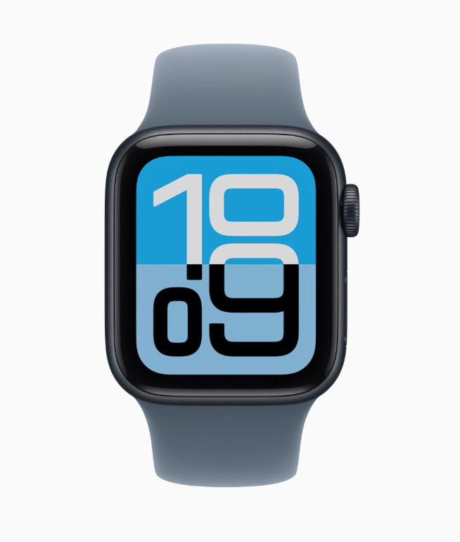 Apple Watch SE 3 (2025), 40 мм, корпус из алюминия цвета «Полуночный черный», спортивный ремешок синего цвета S/M