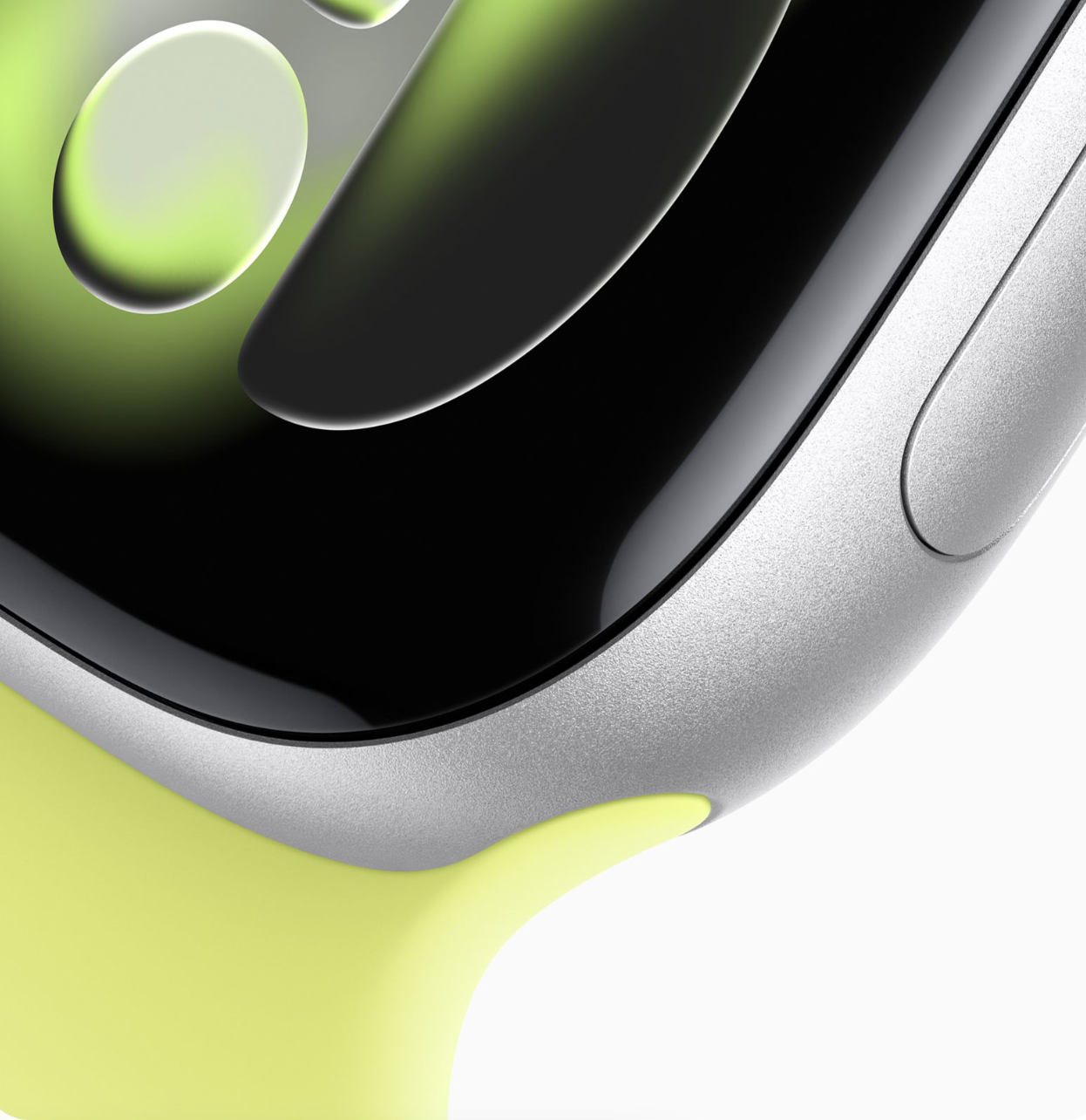 Apple Watch Series 11, 42 мм, корпус из алюминия «серебристого» цвета, спортивный ремешок желтого цвета