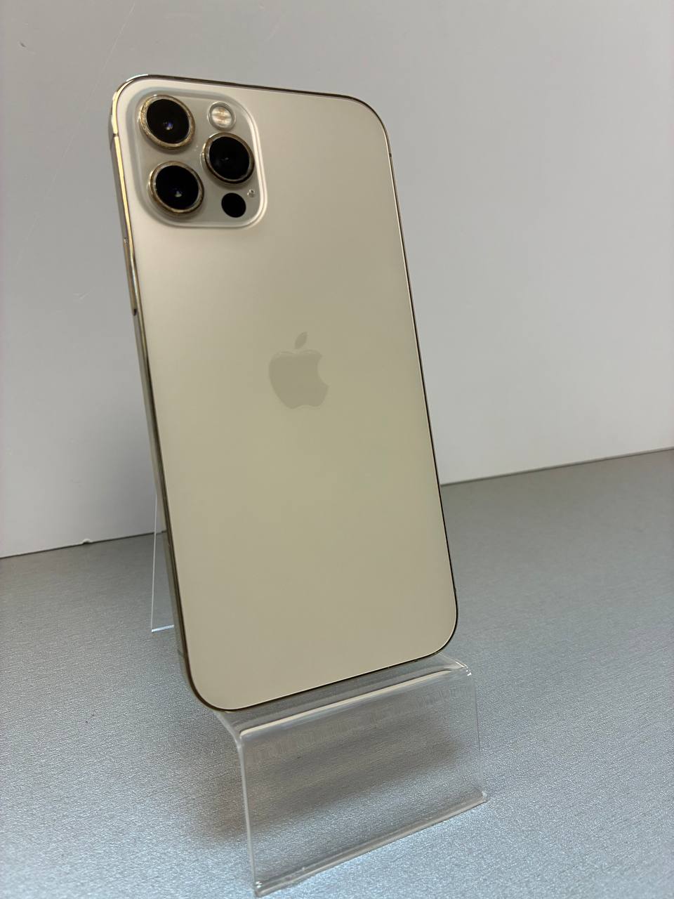 iPhone 12 Pro 256Гб, (78%), Золотой - БУ . . +