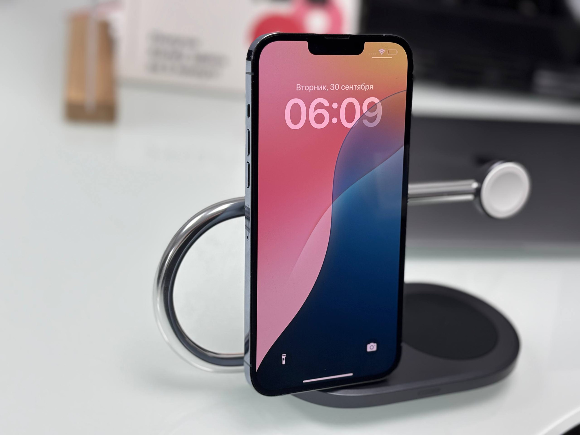 iPhone 13 Pro Max 1Тб, 73% / Без коробки, Небесно-голубой - Б/У . . +