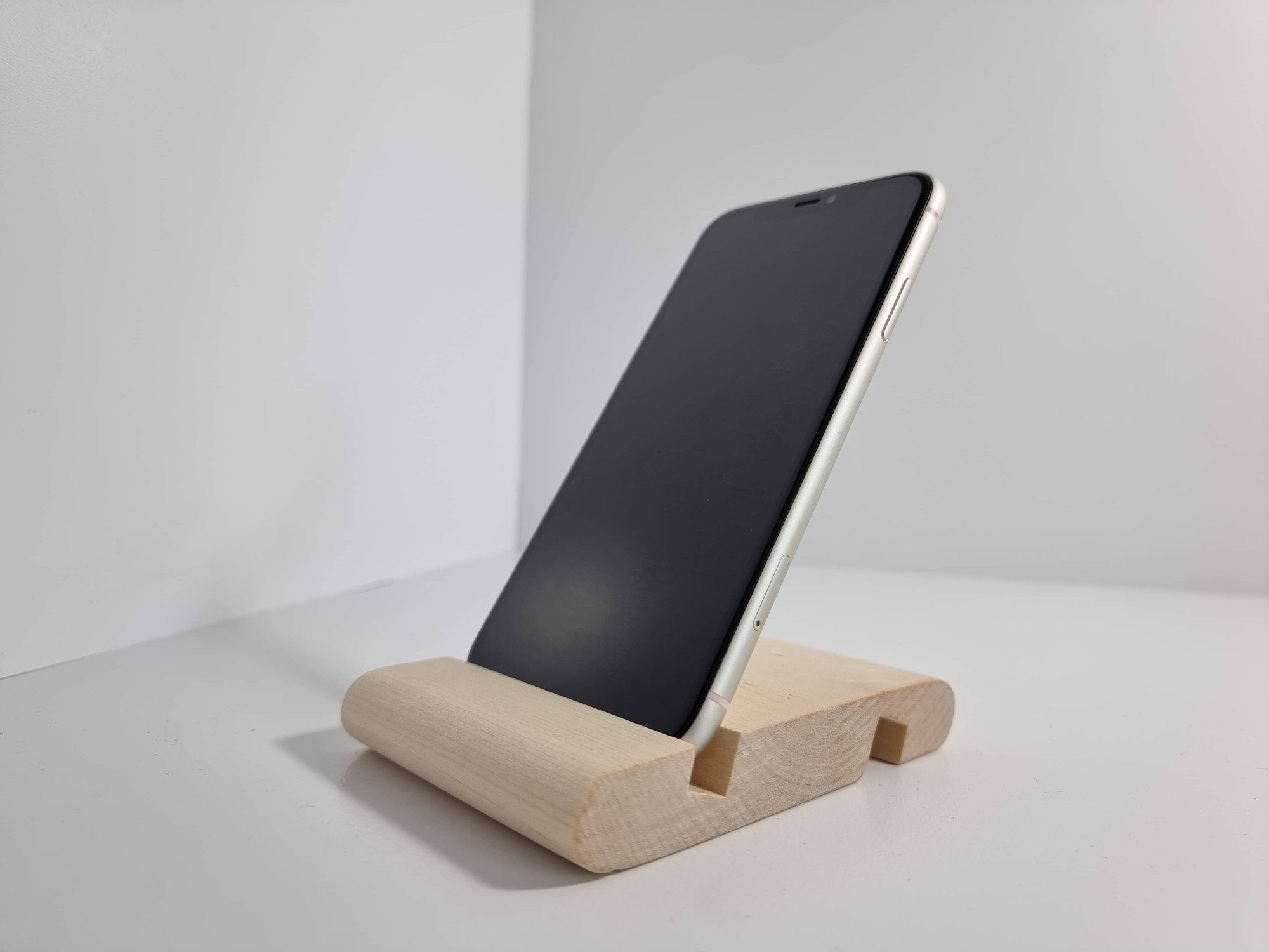 iPhone 11 128Гб Белый (72%) RU - Б/У . . +