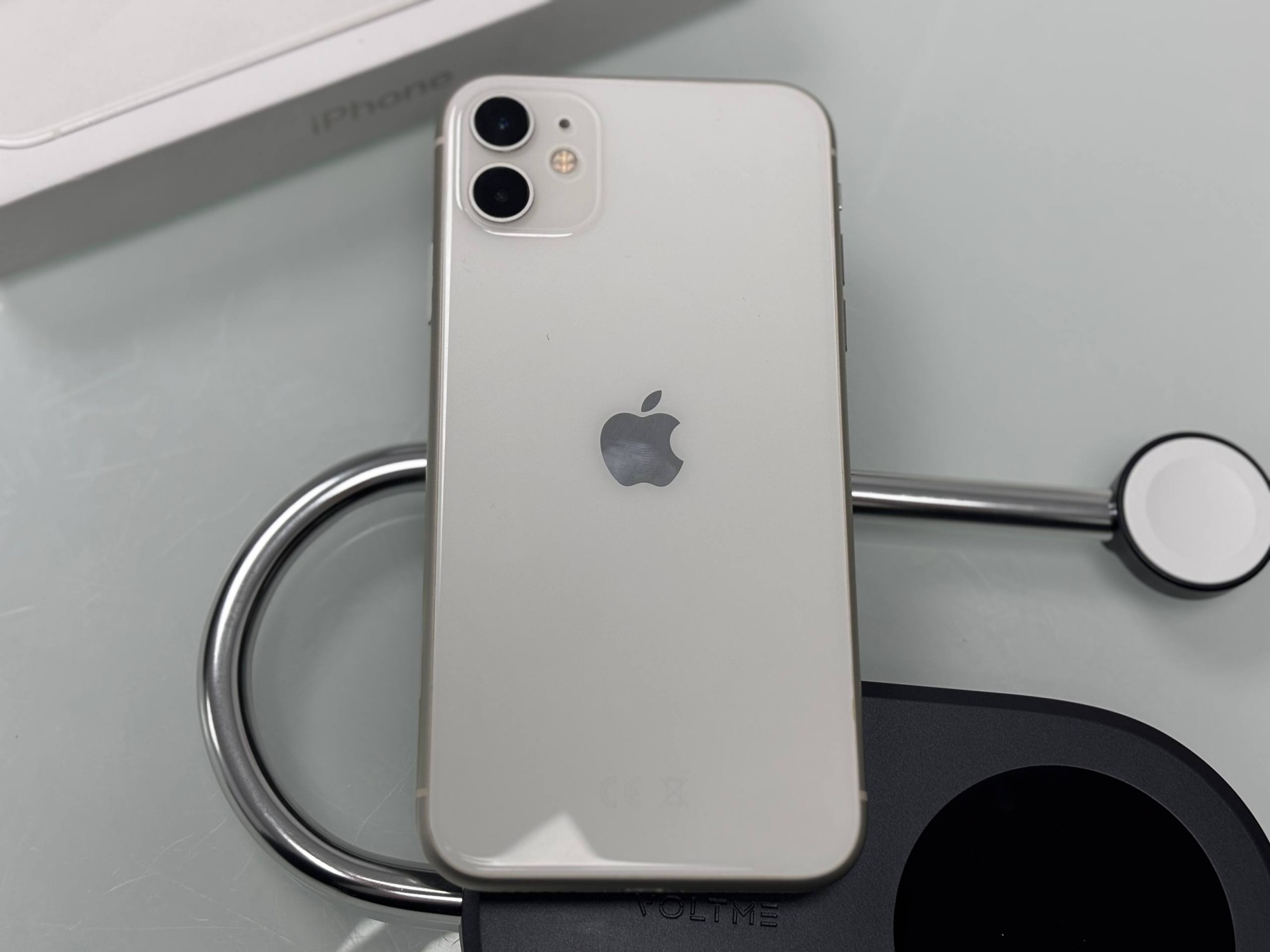 iPhone 11 128Гб, (73%) RU, Белый - Б/У . . +