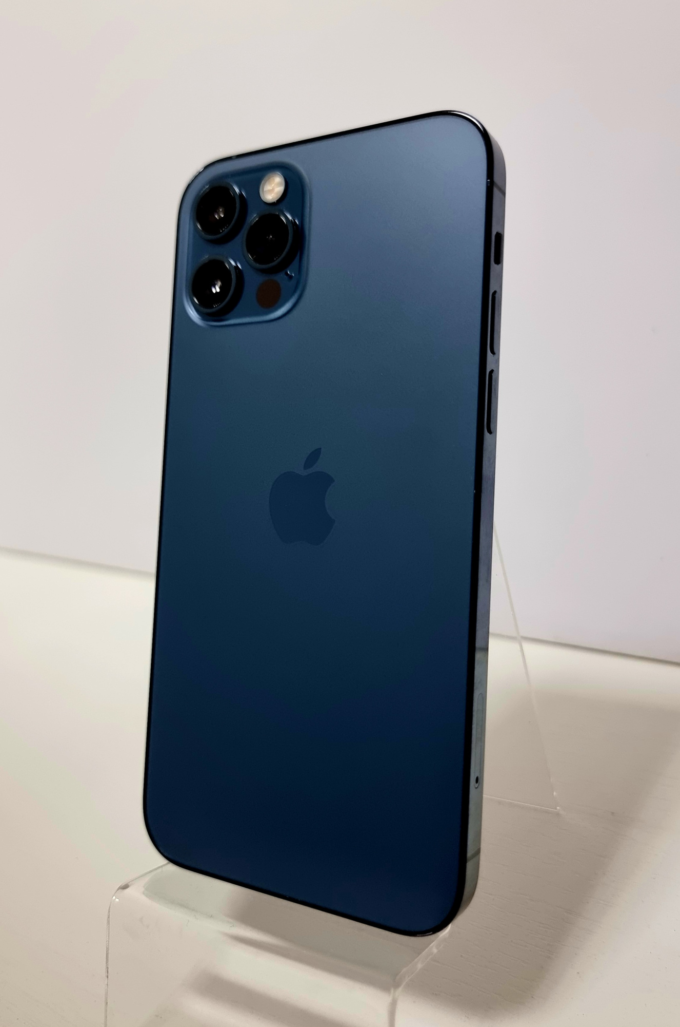 iPhone 12 Pro 128Гб, (76% / Без коробки), Тихоокеанский синий - Б/У . . +