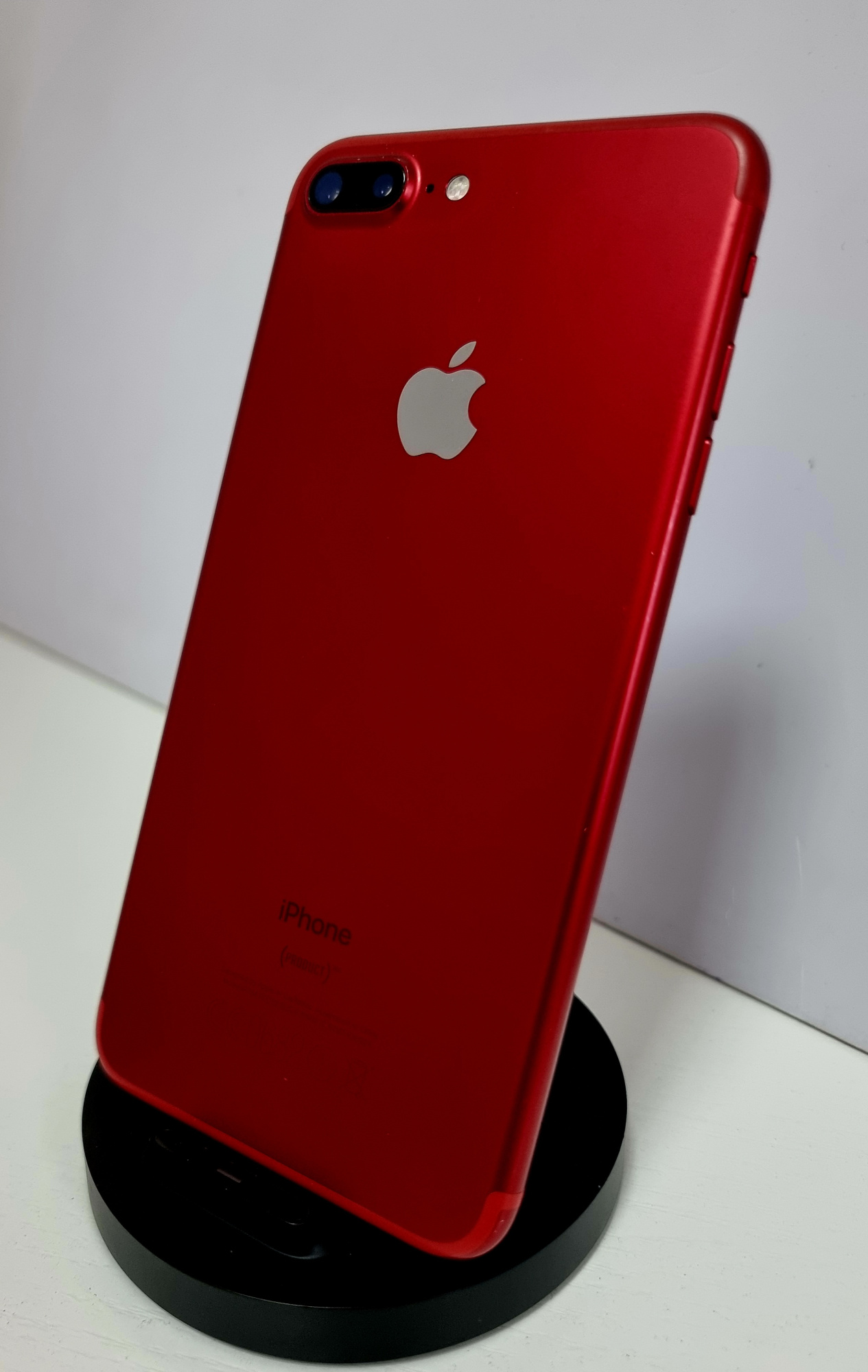 iPhone 7 Plus 128Гб Красный (62%) RU - БУ . . + +