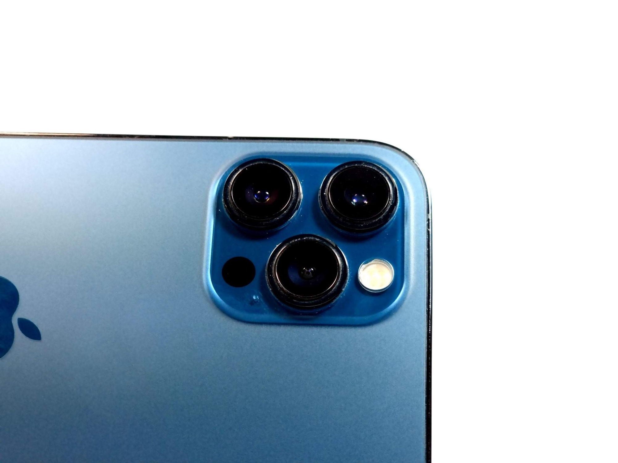 iPhone 12 Pro Max 128Гб, (79% / Без коробки), Тихоокеанский синий - Б/У . .