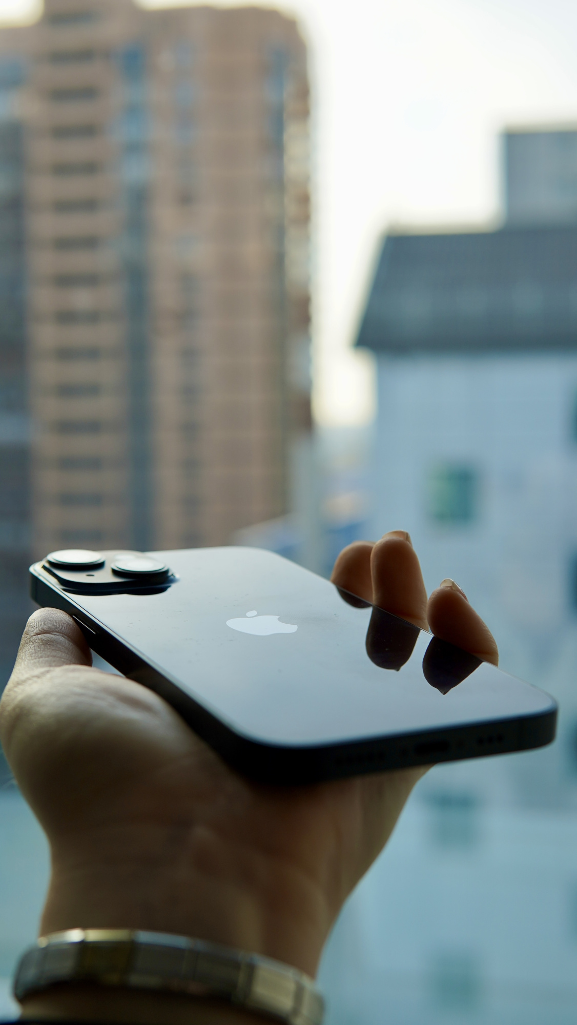 iPhone 14 128Гб, 1 sim + eSIM / 80%, Черный - Б/У . . + +