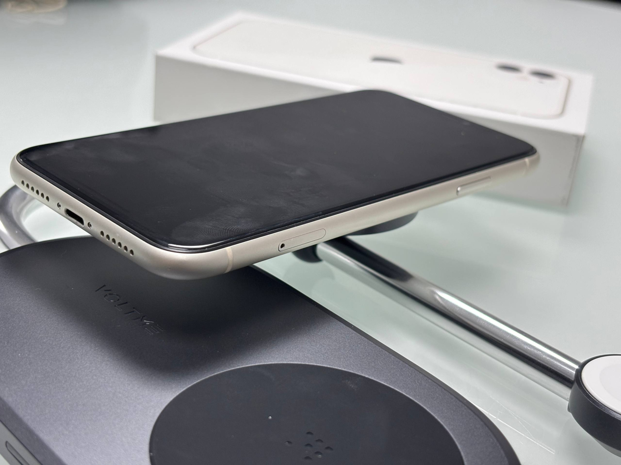 iPhone 11 Pro 64Гб Серебристый (69%) - Б/У . . +