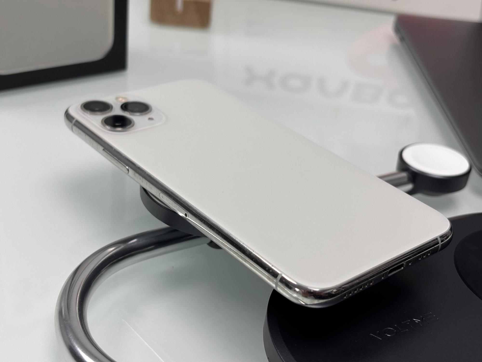 iPhone 11 Pro 64Гб Серебристый (69%) - Б/У . . +